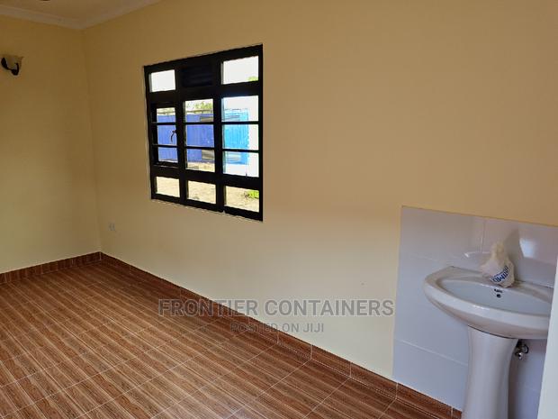 40ft Container Home 1bedroom - thumbnail 7