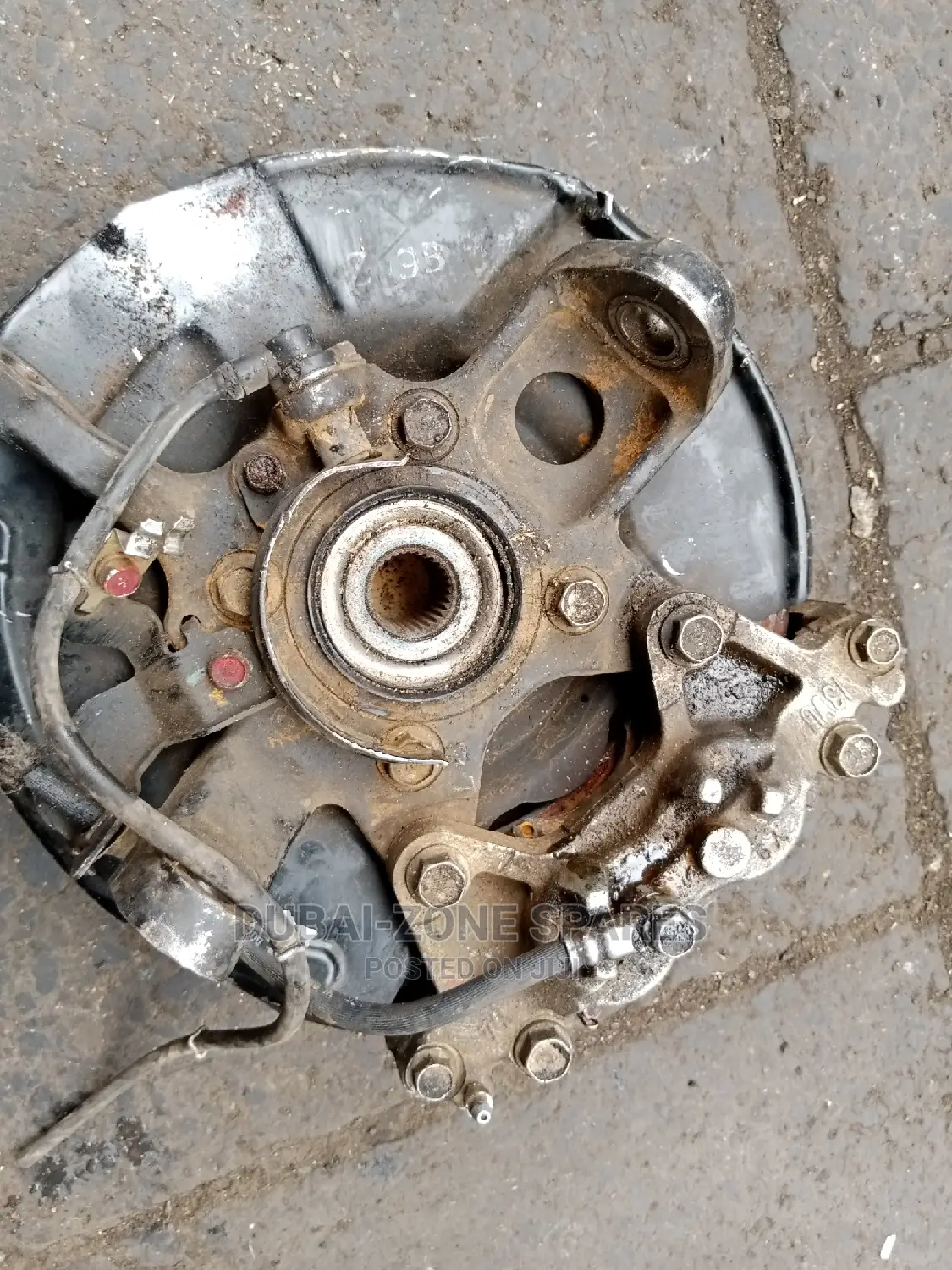Front Wheel Hubs Mitsubishi Pajero 2014-2021.