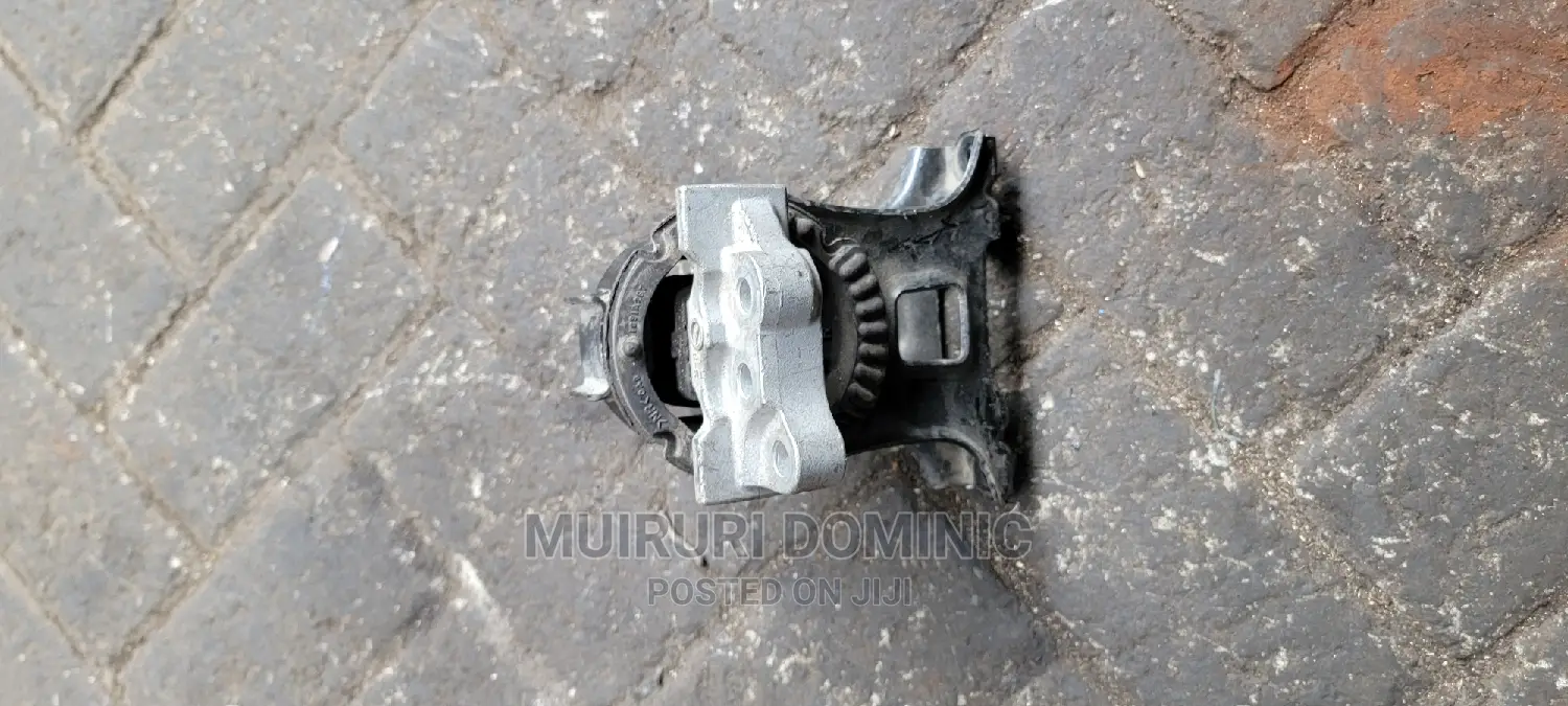 Engine Mount Nissan Dayz in Ngara Vehicle Parts & Accessories