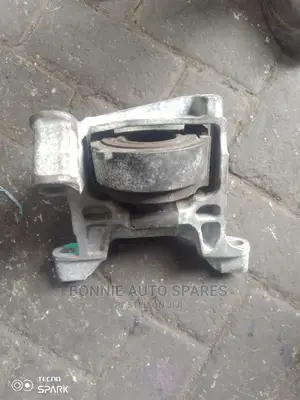 Cx5 Diesel Engine Mounting