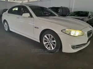 BMW 520i 2014 White