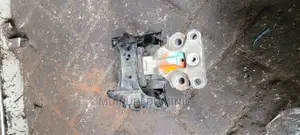 Nissan Note Turbo Engine Mount