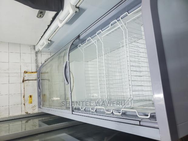 800 Litres Display Freezer - thumbnail 4