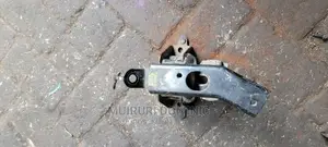 Vitz,Belta Gearbox Mount