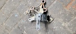 Gearbox Mount Daihatsu Mira