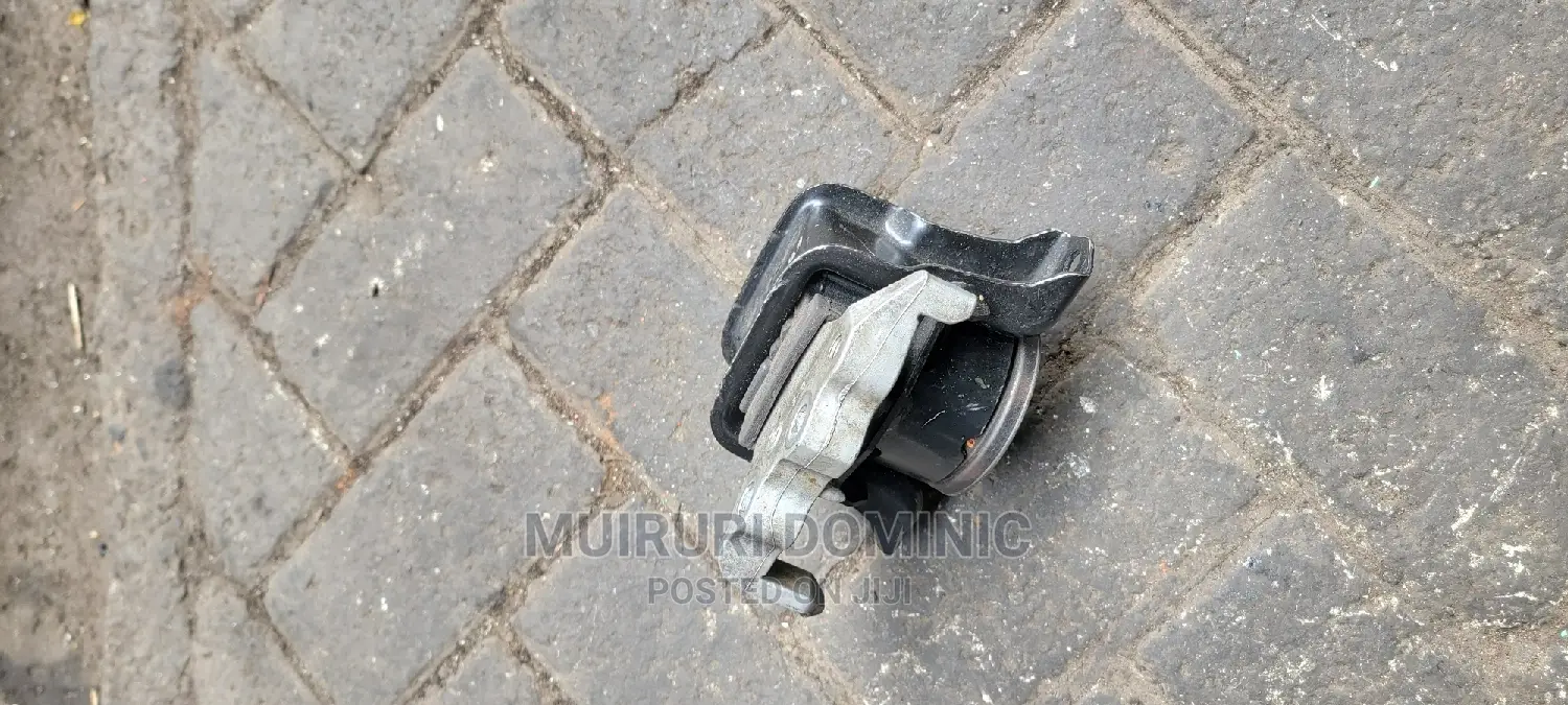 Engine Mount Daihatsu Mira, Move