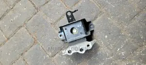 Engine Mount Daihatsu Mira, Move