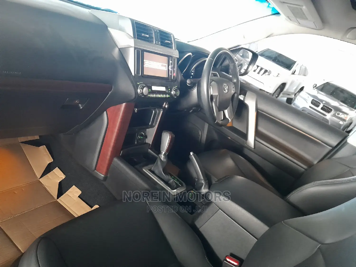 Toyota Land Cruiser 2014 Black