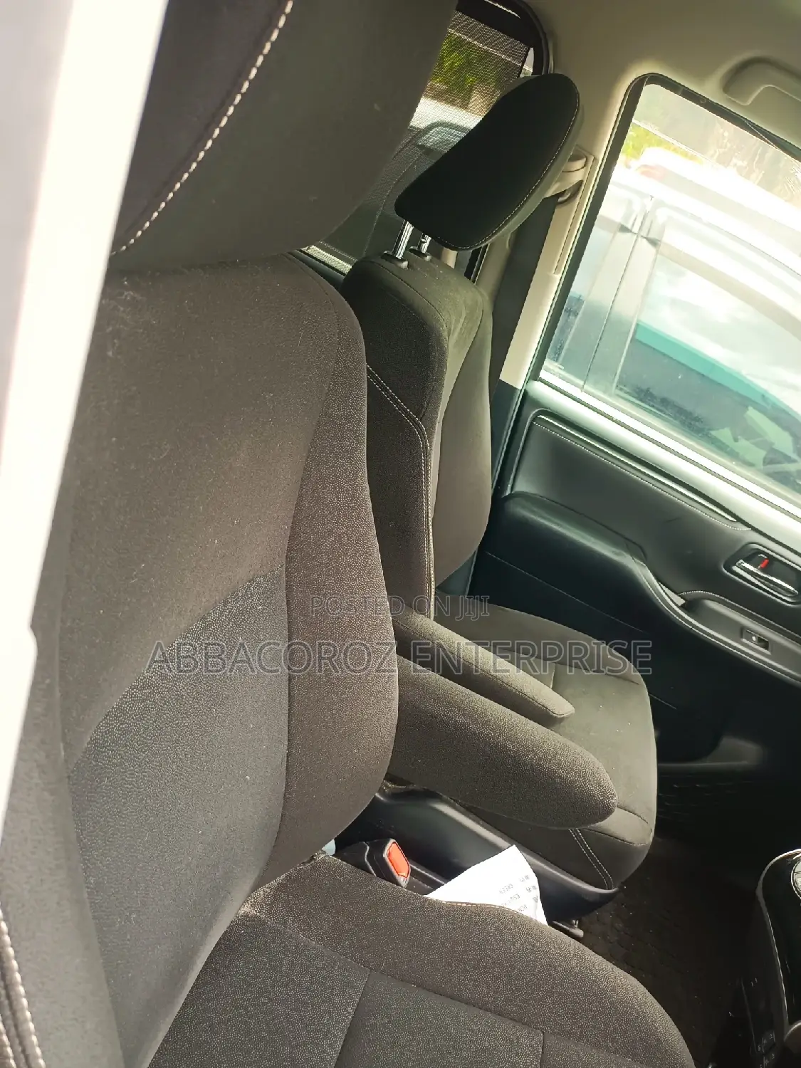 Toyota Esquire 1.8 FWD Hybrid (7 seater) 2016 Green