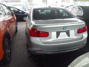 BMW 320i 2017 Silver