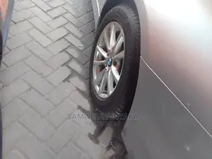 BMW 320i 2017 Silver