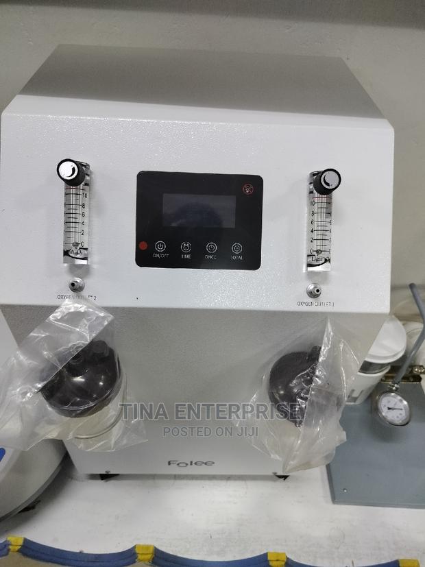 Dual Flow Oxygen Concentrator - thumbnail 2