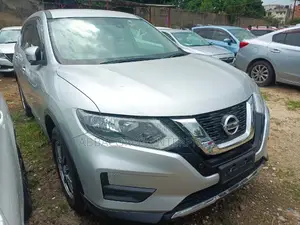 Nissan X-Trail 2016 Silver