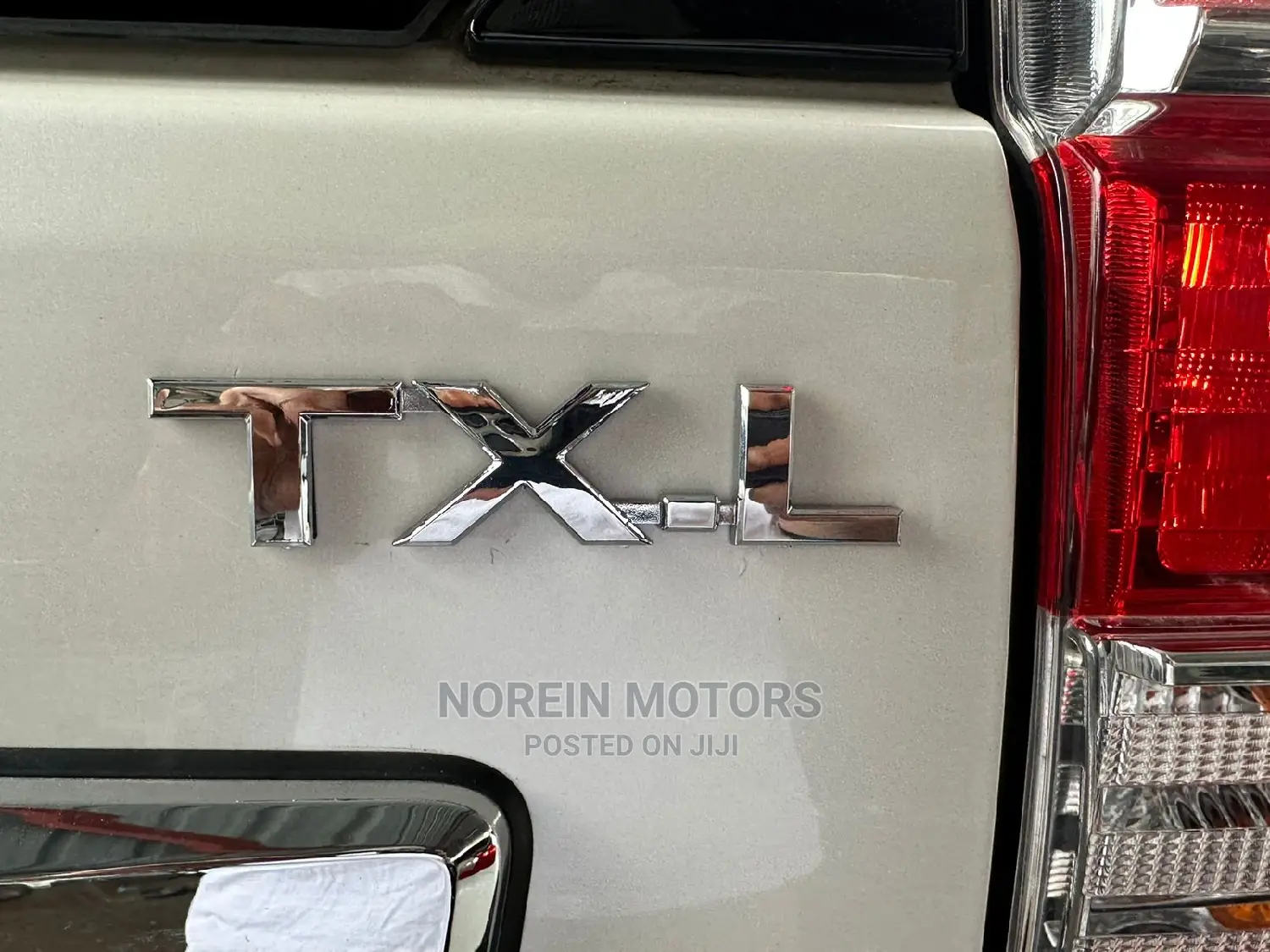 Toyota Land Cruiser Prado 2017 White