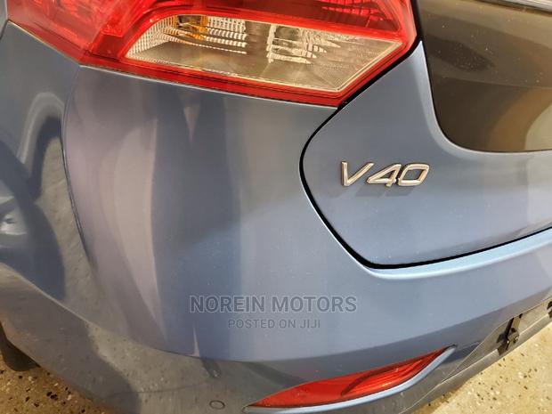 Volvo V40 2016 Blue - thumbnail 5