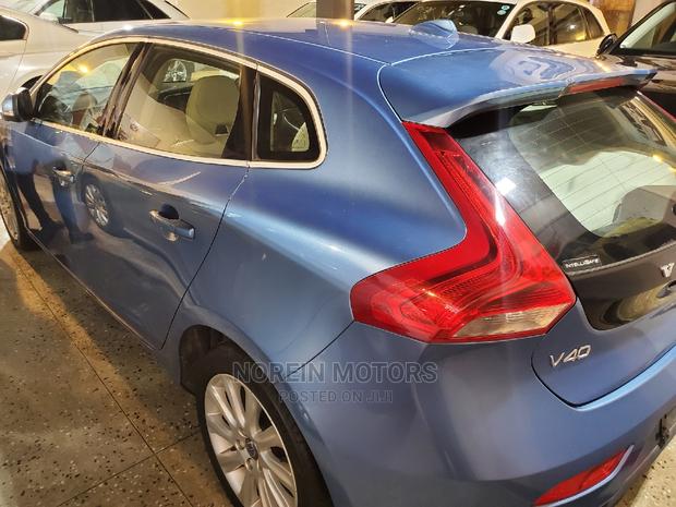 Volvo V40 2016 Blue - thumbnail 6