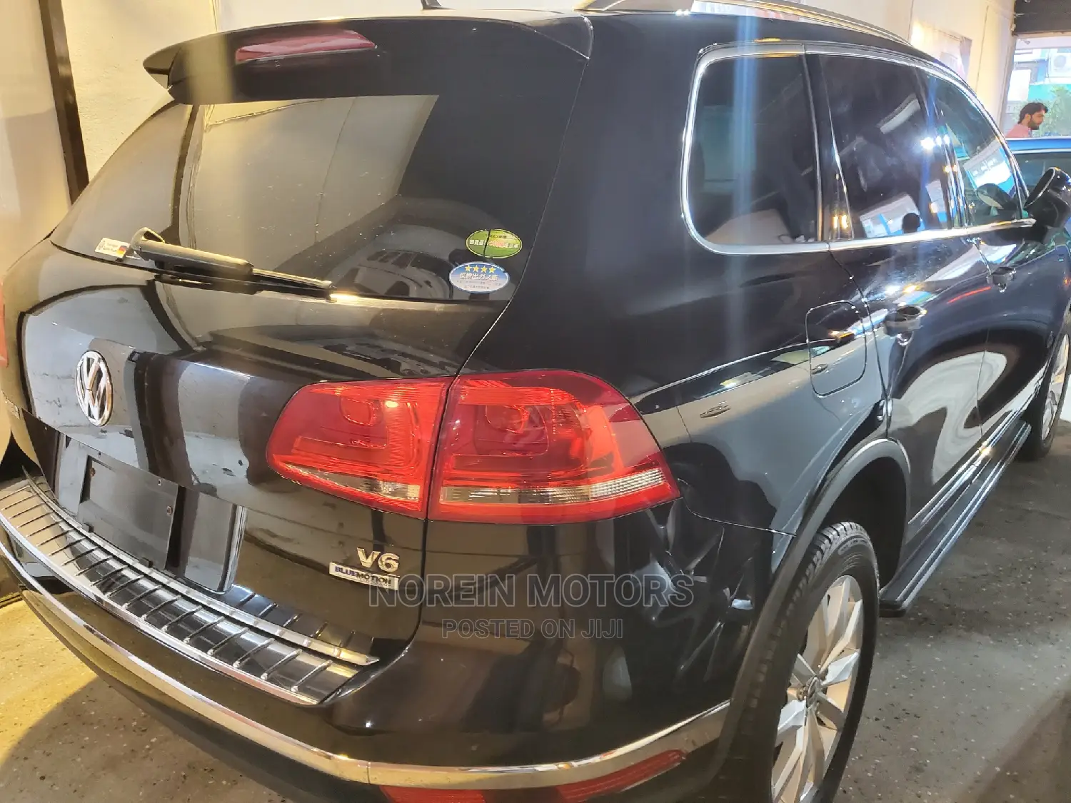 Volkswagen Touareg 2016 Gray