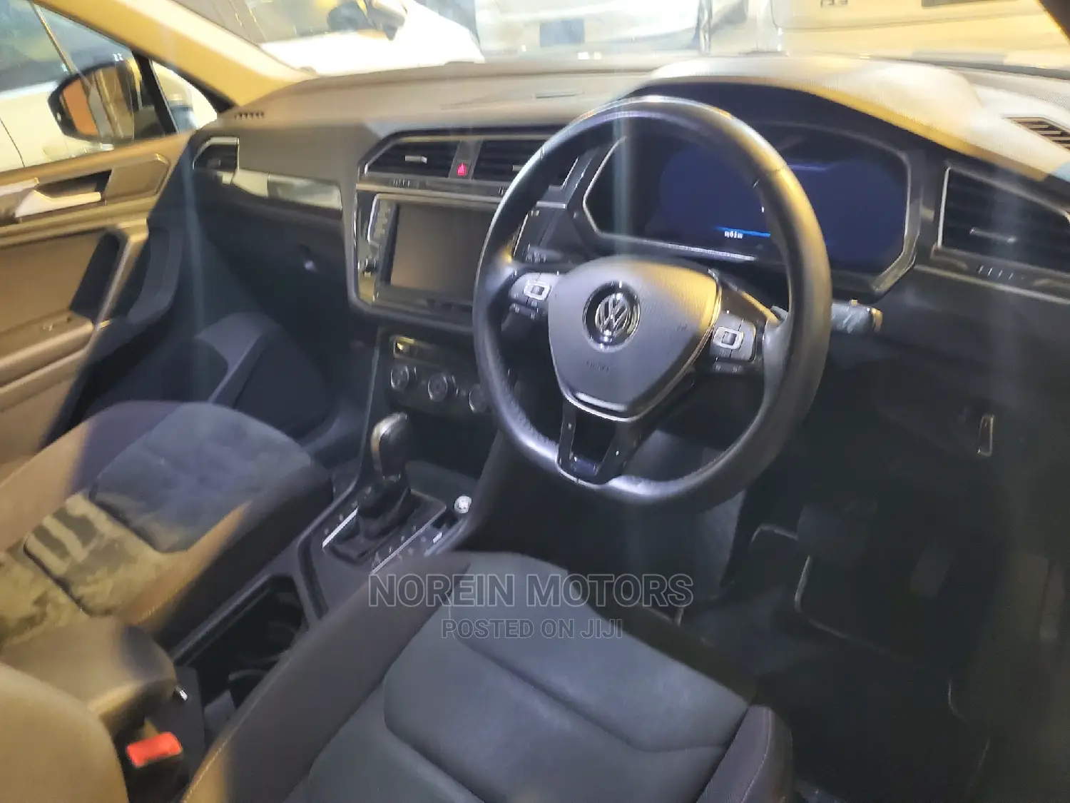 Volkswagen Tiguan 2017 Gold