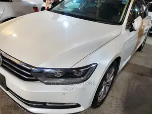 Volkswagen Passat 2016 White