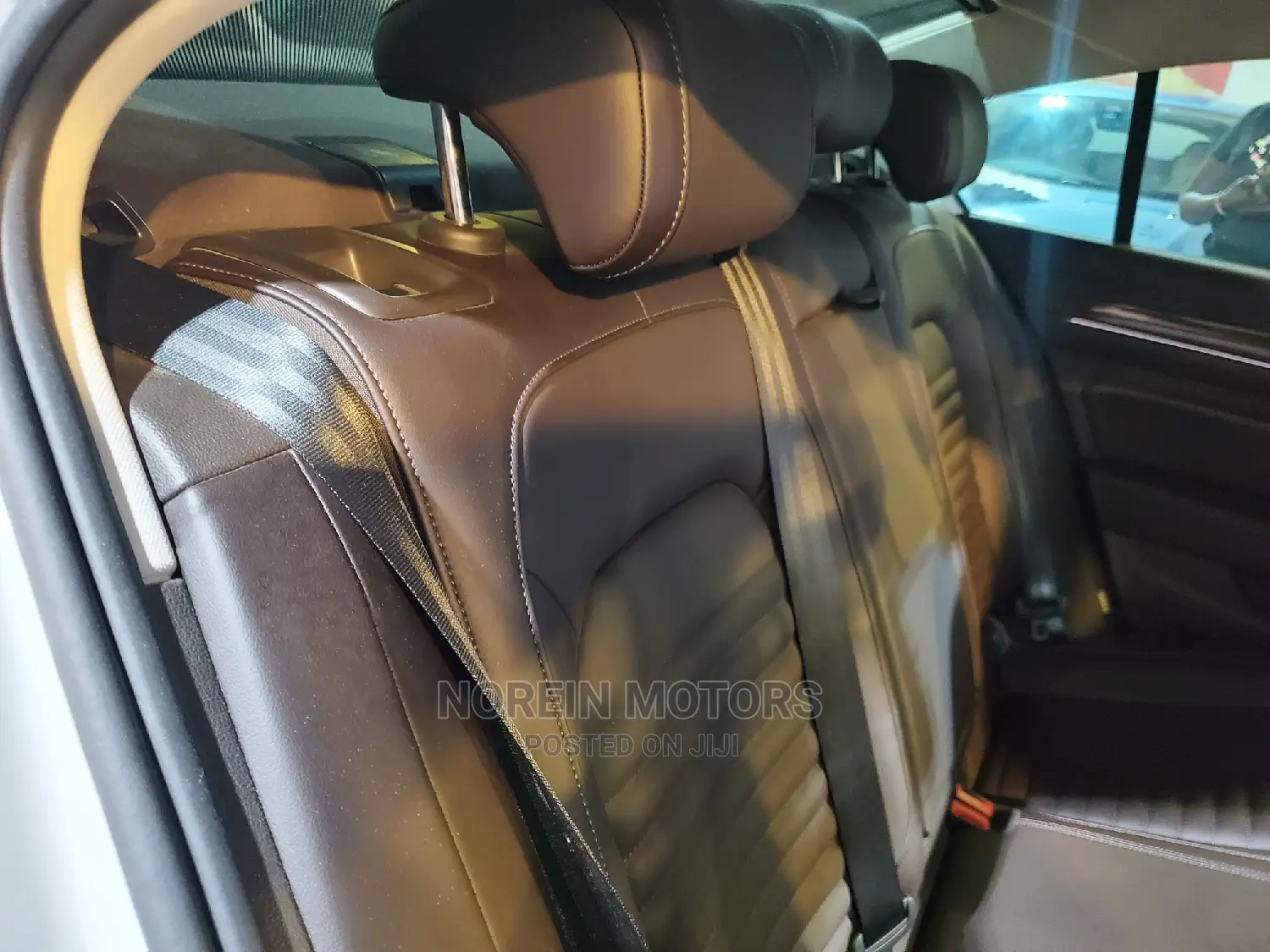 Volkswagen Passat 2016 White