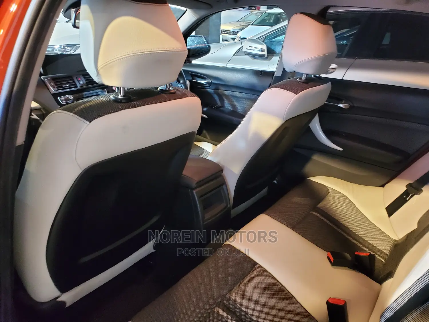 BMW 118i 2016 Orange