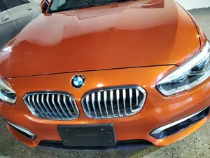 BMW 118i 2016 Orange