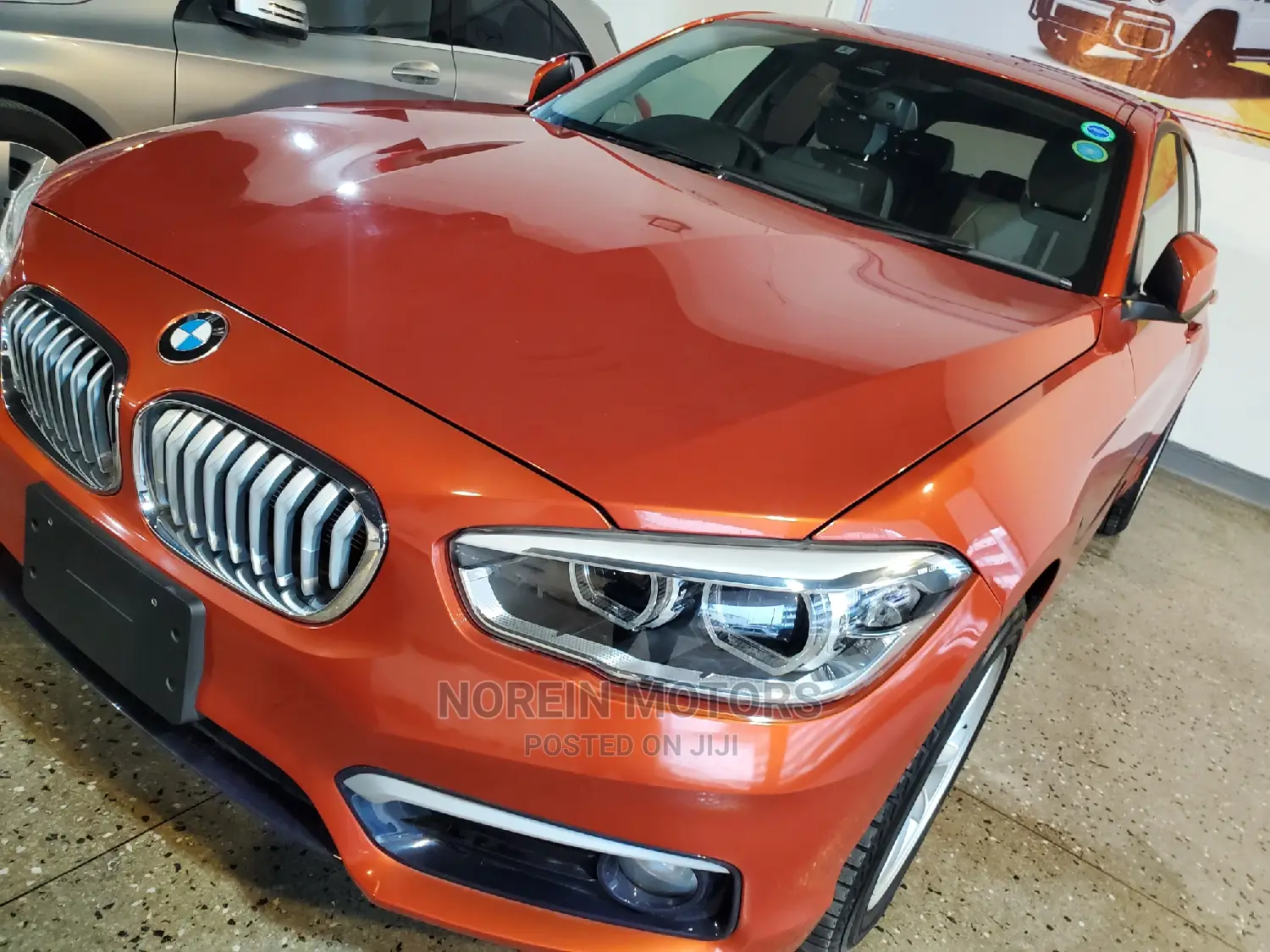 BMW 118i 2016 Orange