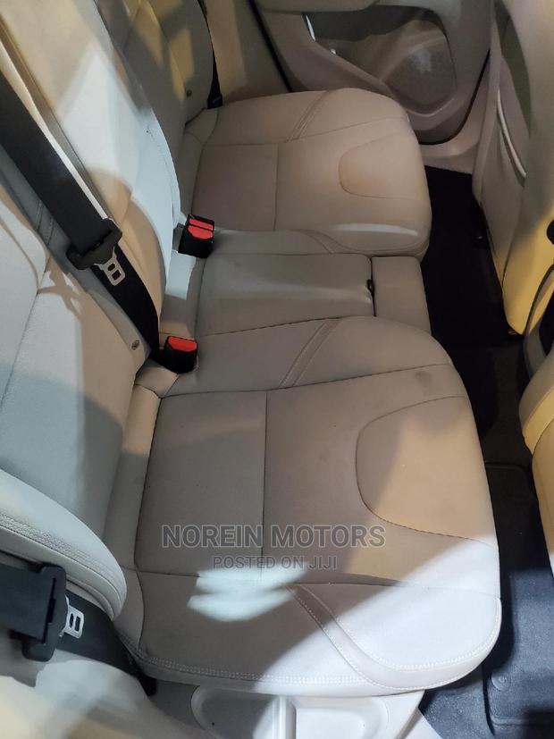 Volvo V40 2016 Blue - thumbnail 9