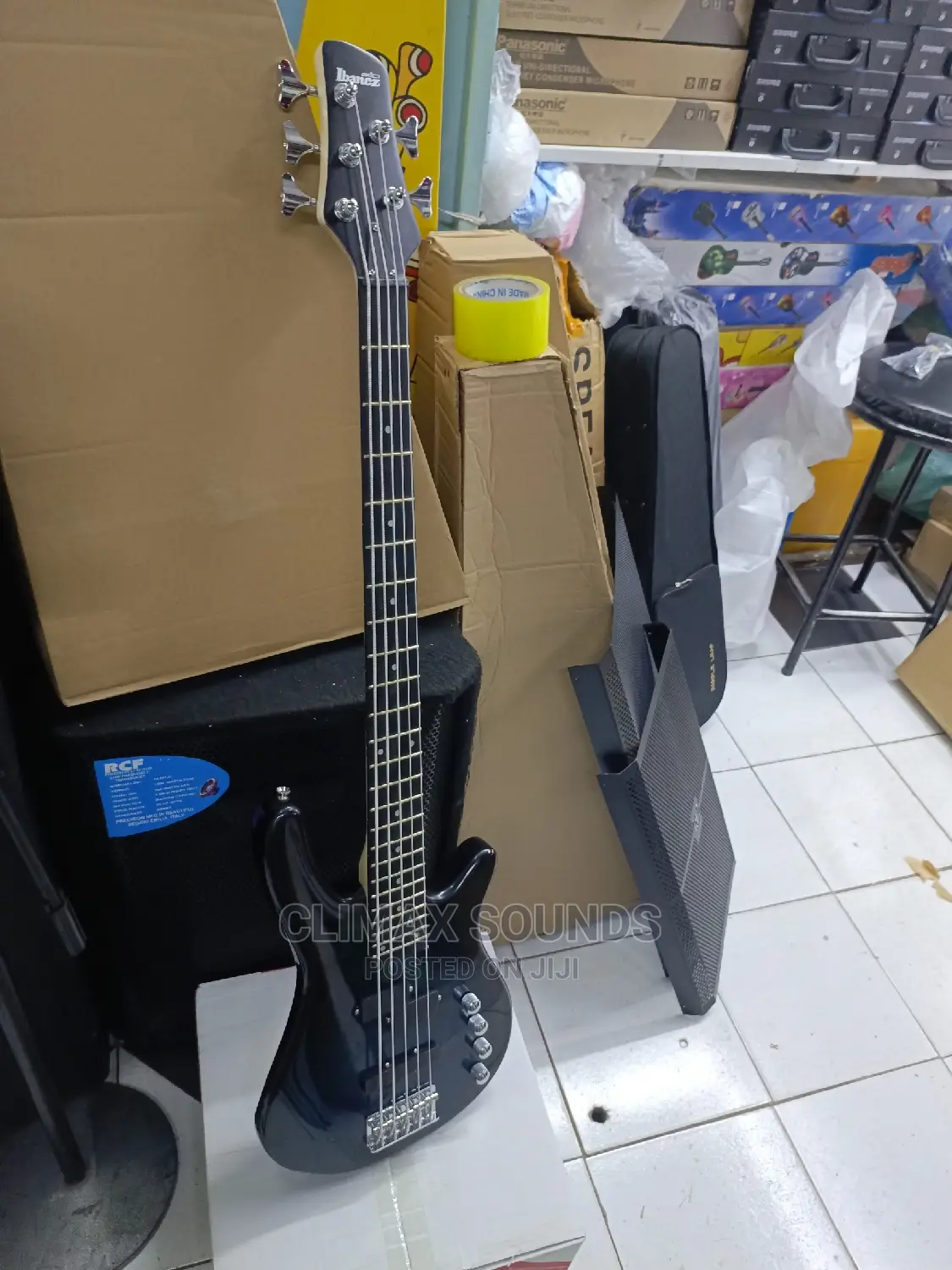 Bass Guitar Ibanez 5 String Lc