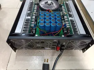 Crest Audio 12 With 56 Transistors 16 Capacitors