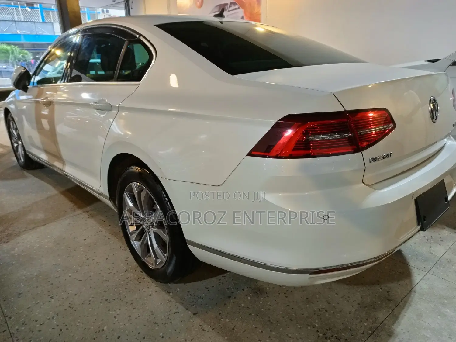 Volkswagen Passat 2016 White