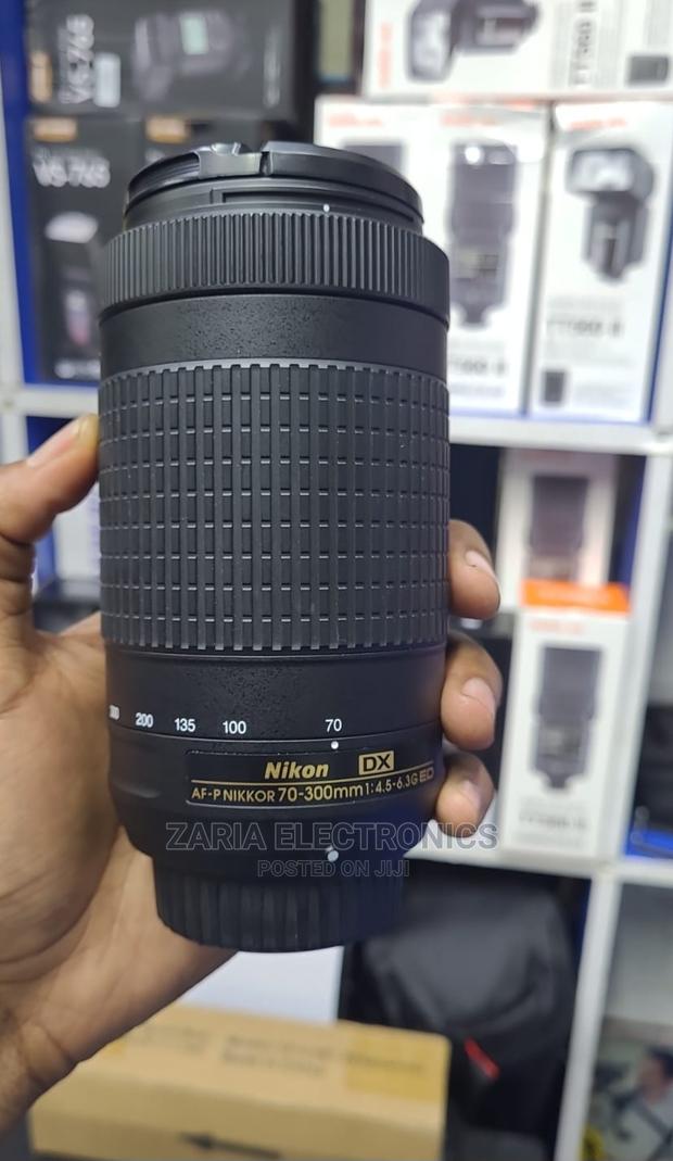 Nikon Lens 70-300mm - thumbnail 3