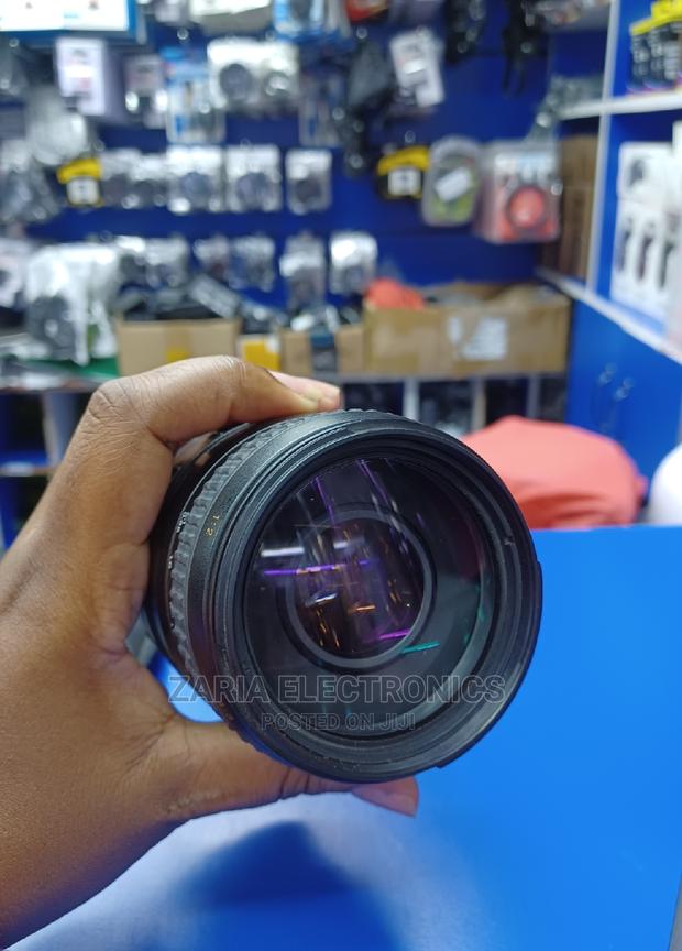 70-300mm Lens for Nikon Cameras - thumbnail 3