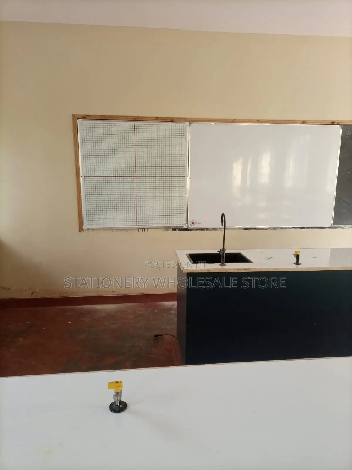 Whiteboard for Chem Labaratory 6ftx4ft White Board