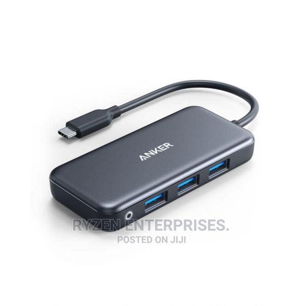 Anker Premium 7-in-1 USB-C Hub - Gray