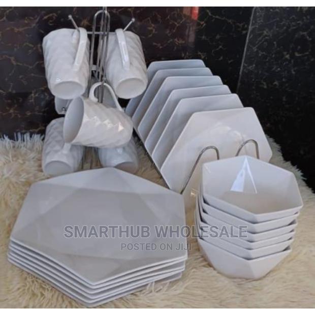 24pc Hexagon Dinner Set - main view