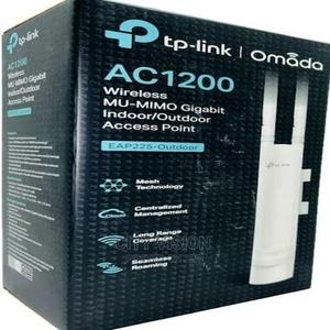 Tp-Link Ac1200 Wireless Gigabit Indoor/Outdoor Access Point - thumbnail 2