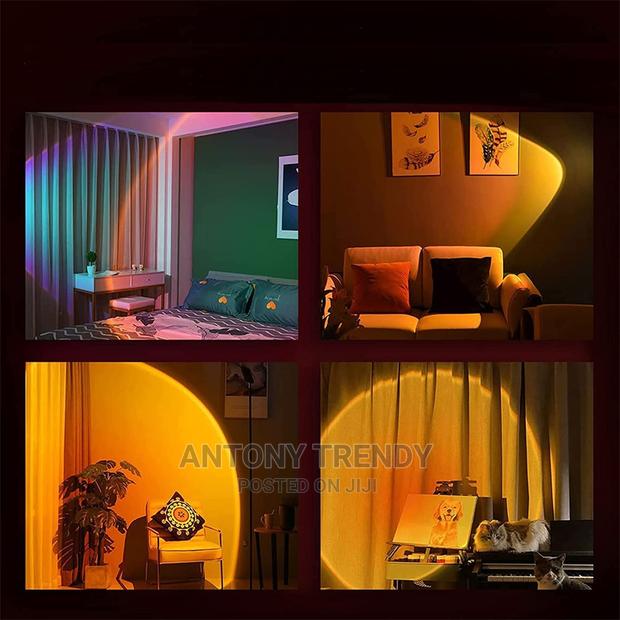 Tsrarey Sunset Projection Lamp, 180 Degree Rotation - thumbnail 2