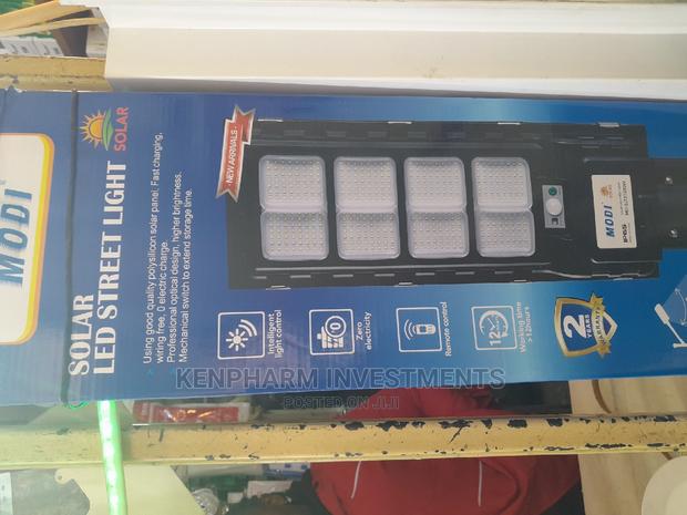 LED Solar Street Security Light 200 Watts - thumbnail 2