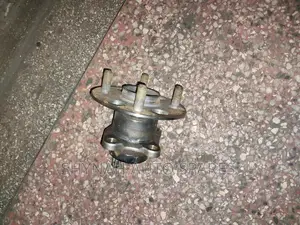 Rear Hub Toyota Ractis