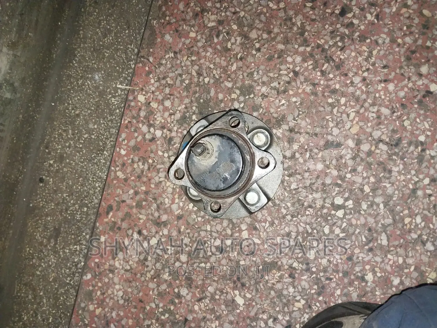 Rear Hub Toyota Ractis