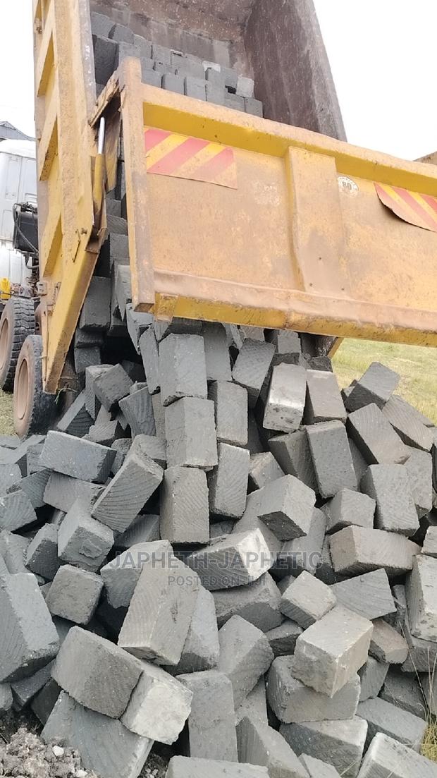 Stones/Mawe Ndarugo - thumbnail 4