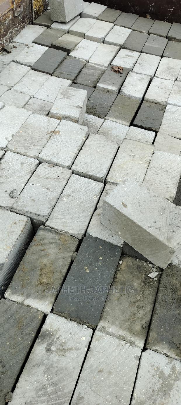 Ndarugo,Mawe-Stones Ya Juja/Thika - main view