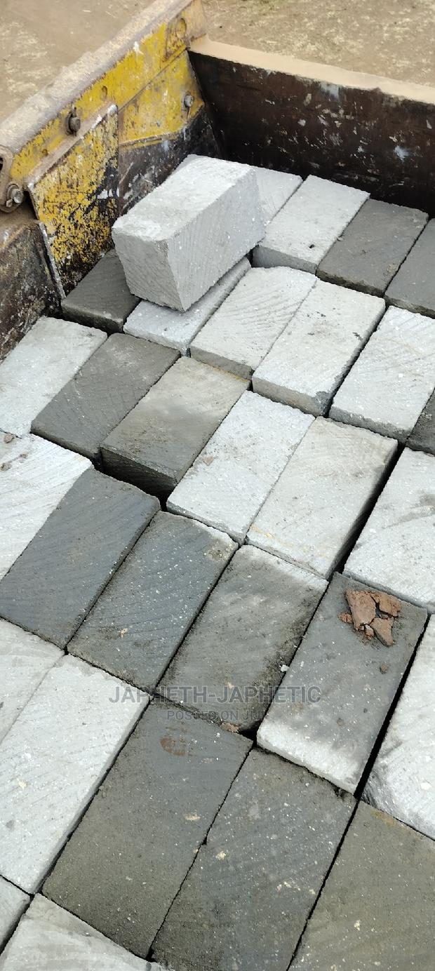 Exceptional Quality Stones, Mawe Ngumu Sana, - thumbnail 4