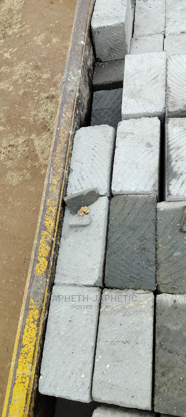 Exceptional Quality Stones, Mawe Ngumu Sana, - thumbnail 5