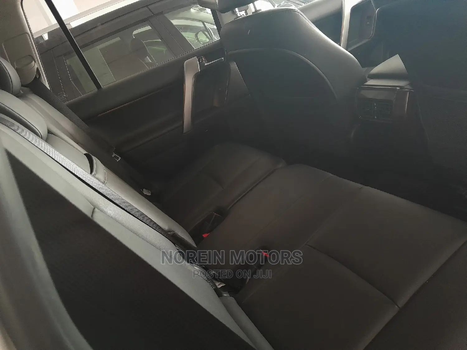 Toyota Land Cruiser Prado 2015 White
