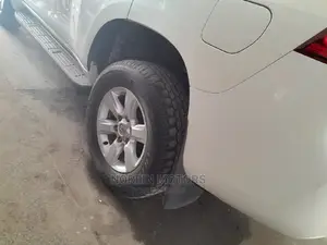 Toyota Land Cruiser Prado 2015 White