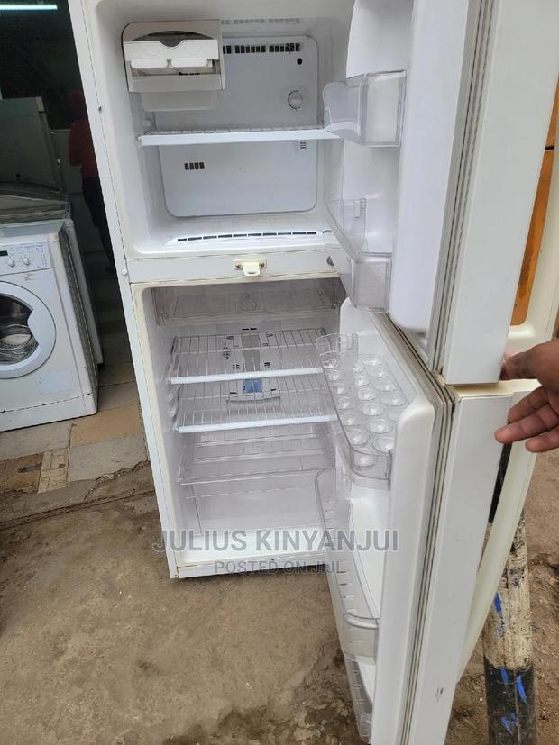 Samsung 250l Fridge - thumbnail 2