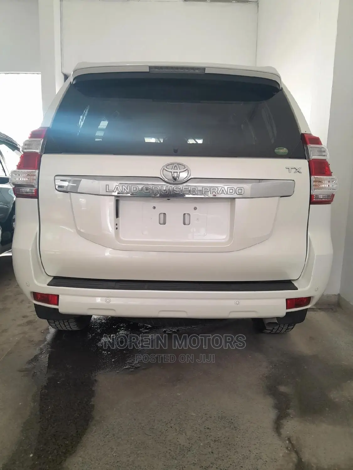 Toyota Land Cruiser Prado 2015 White
