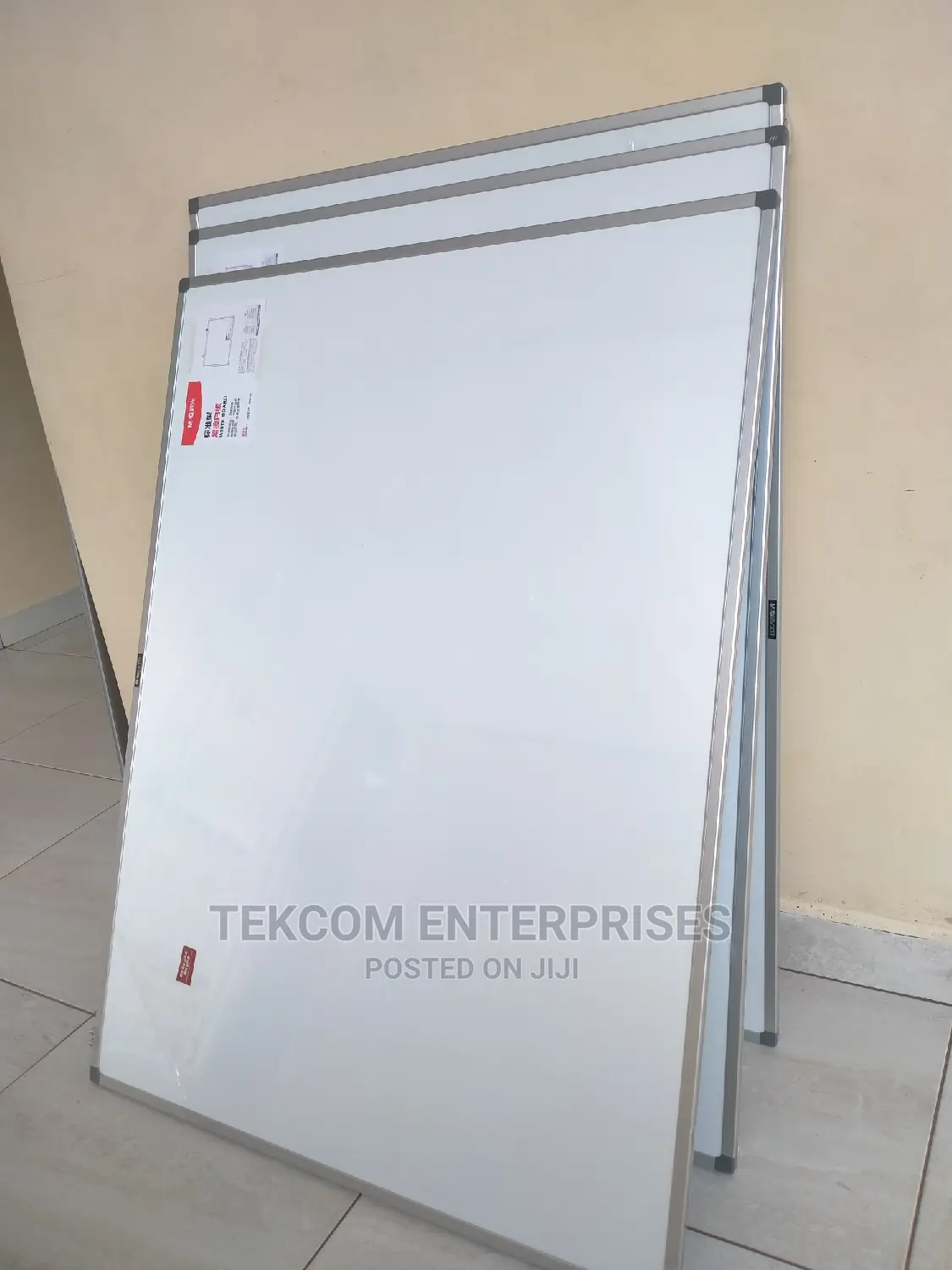 Whiteboard -4x3- Whiteboard With Free Duster
